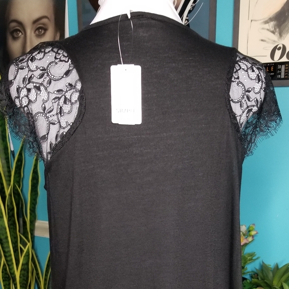 Suzanne Betro Black Lace Cap Sleeve Top - Picture 4 of 10